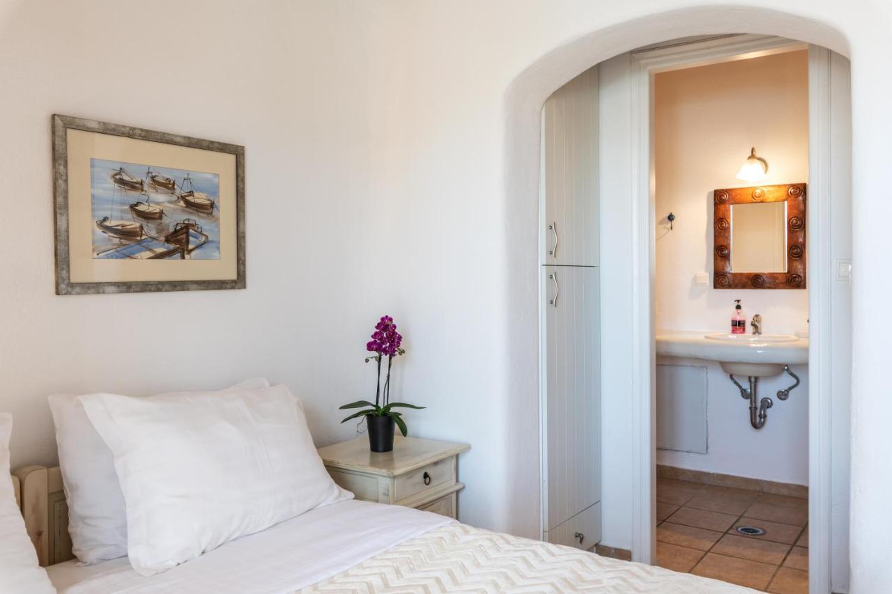 Yalos Mykonos Ornos Pouli Private Apartments W Shared Swimming Pool Mykonos Town Exterior photo